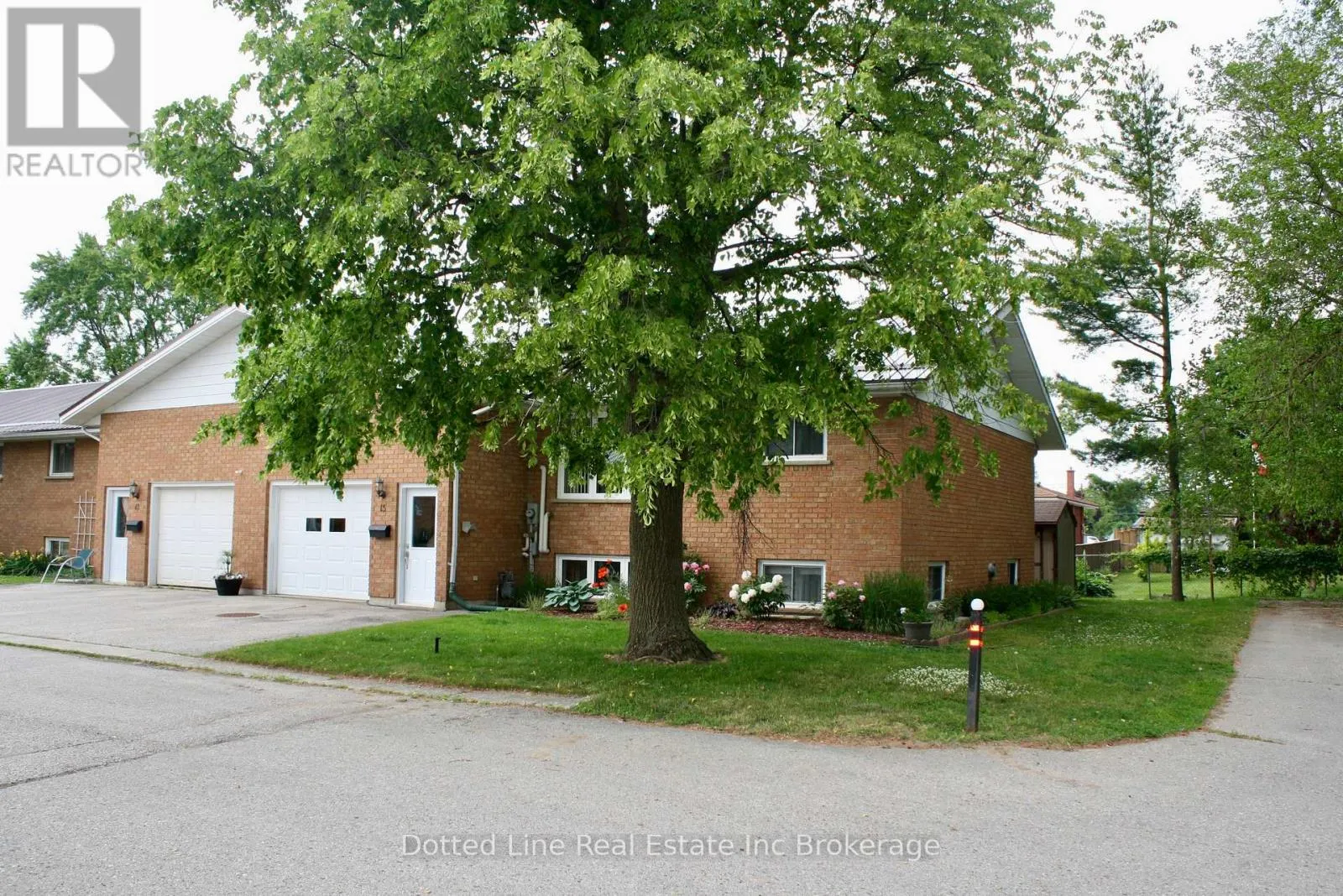 15 - 214 SOUTH STREET W, #15