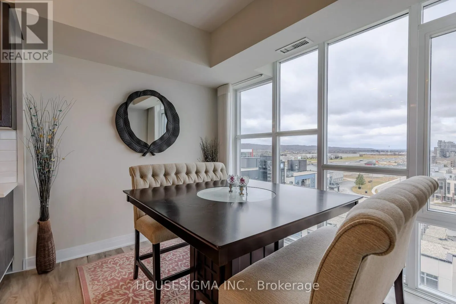 807 - 16 CONCORD PLACE, #807