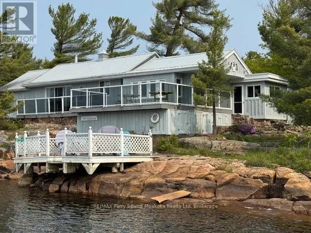 1 A775 ISLAND