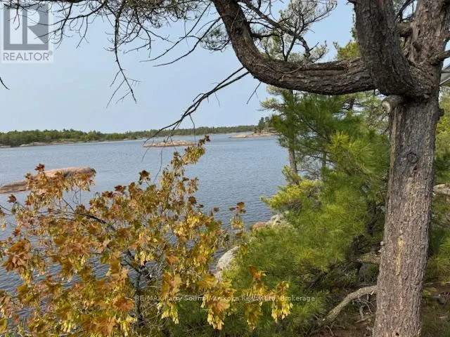 1 A775 ISLAND