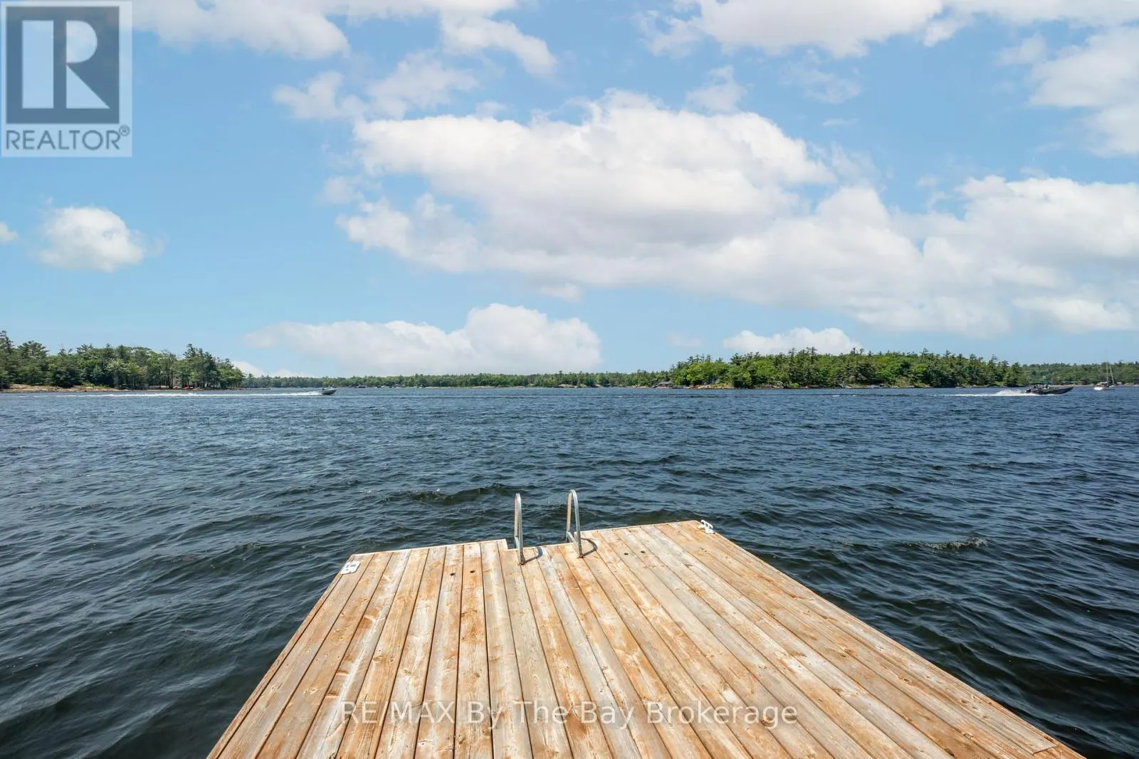 3572 ISLAND 820/MERMAID ISLAND