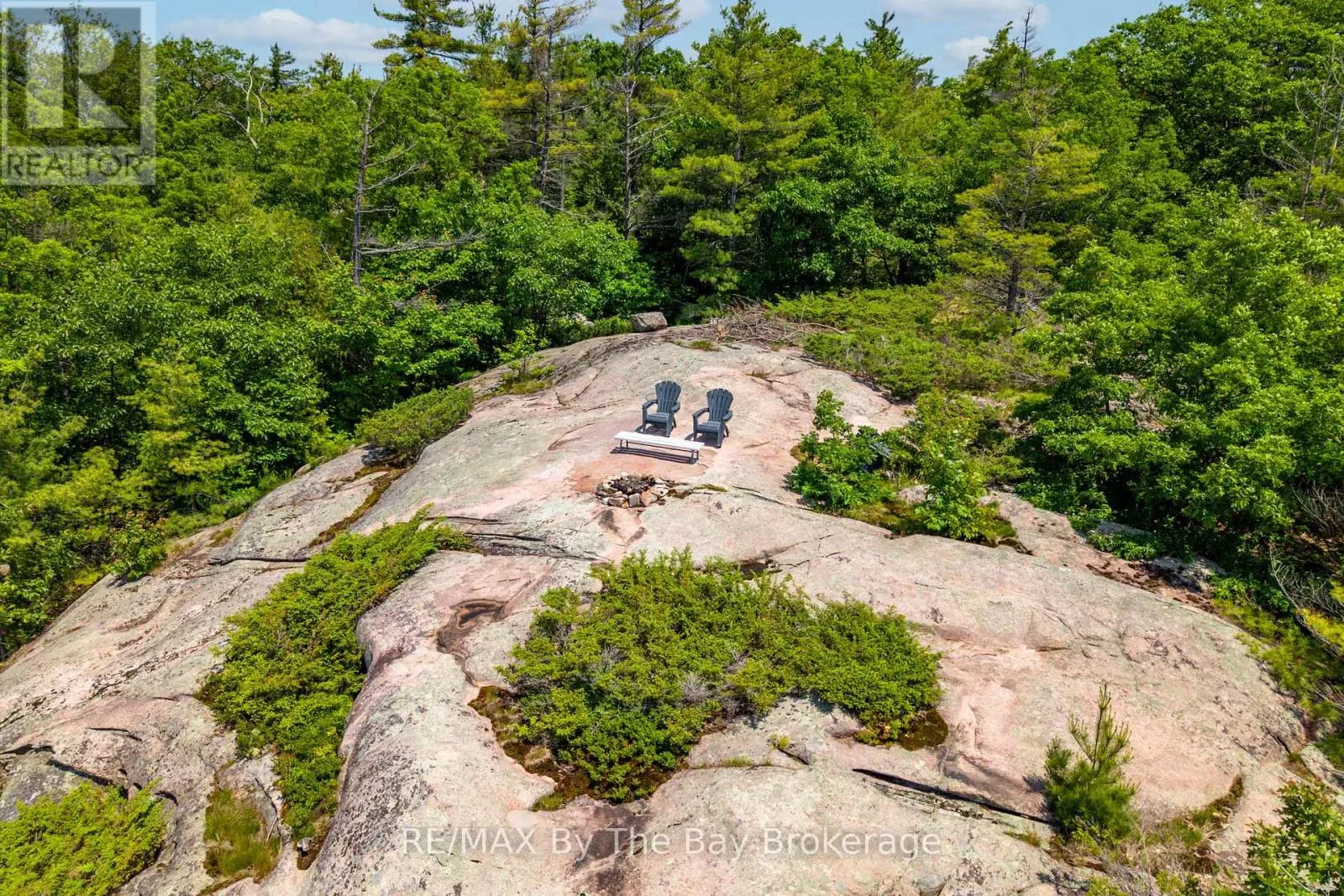3572 ISLAND 820/MERMAID ISLAND