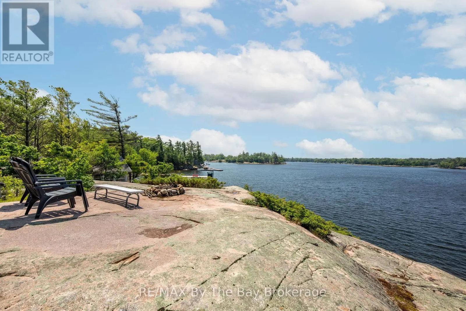 3572 ISLAND 820/MERMAID ISLAND