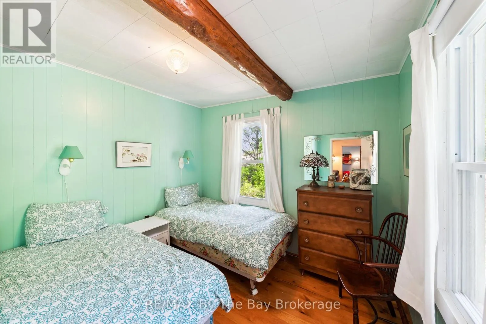 3572 ISLAND 820/MERMAID ISLAND