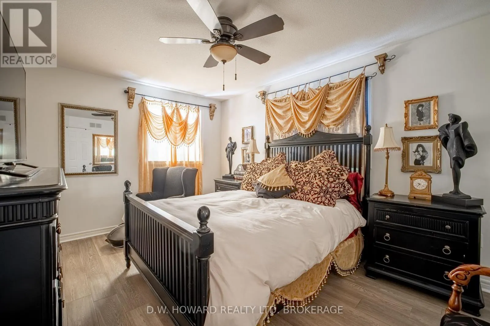15 MEADOWLARK DRIVE