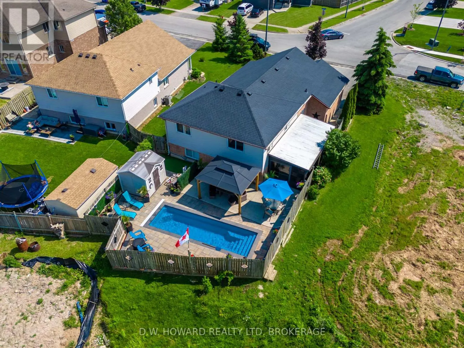 15 MEADOWLARK DRIVE