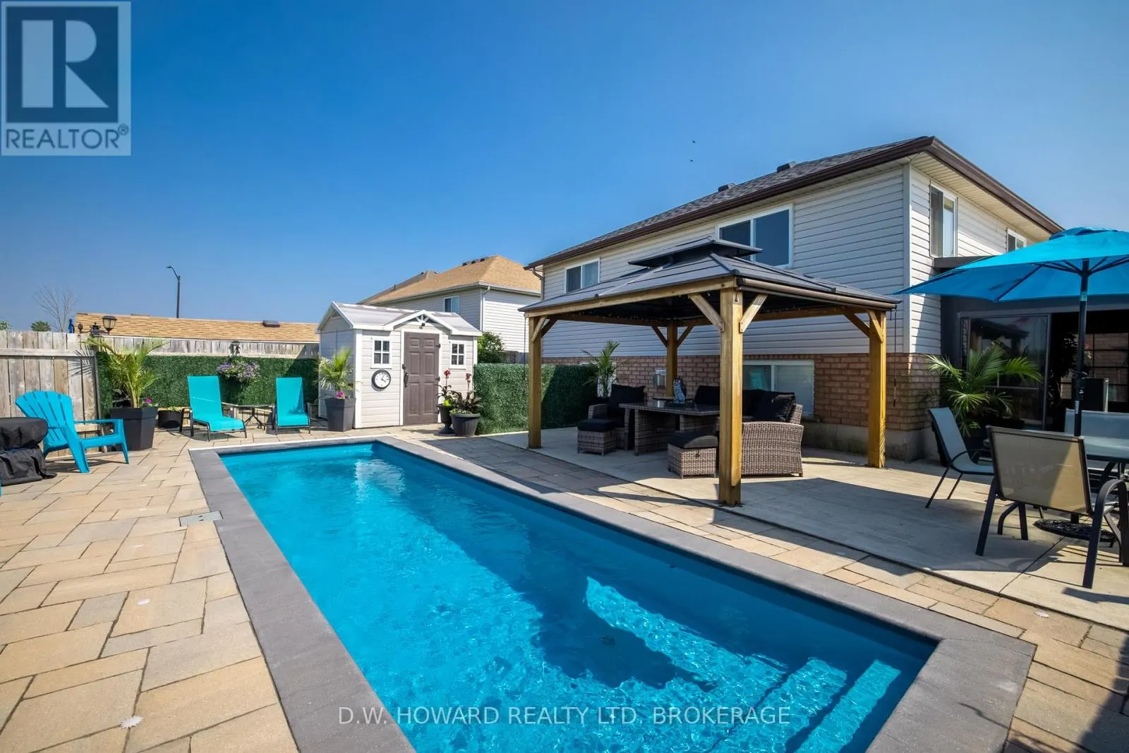 15 MEADOWLARK DRIVE