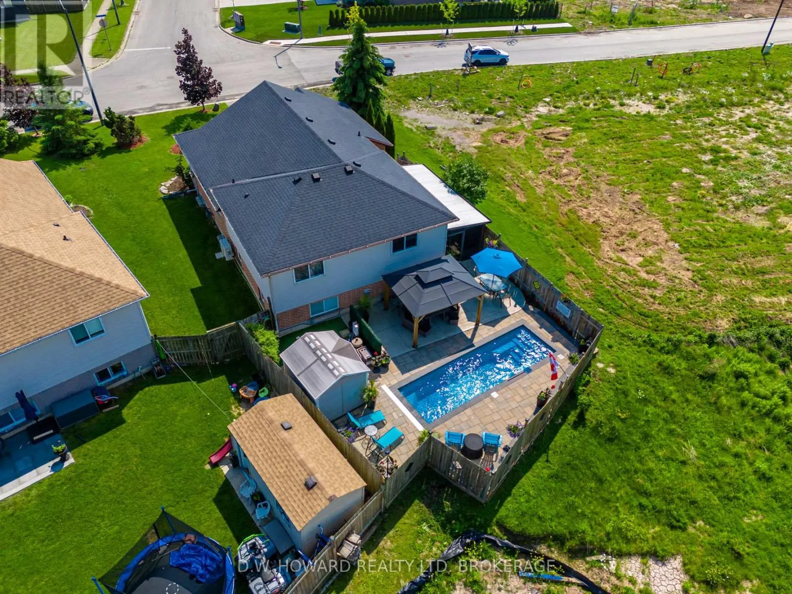 15 MEADOWLARK DRIVE