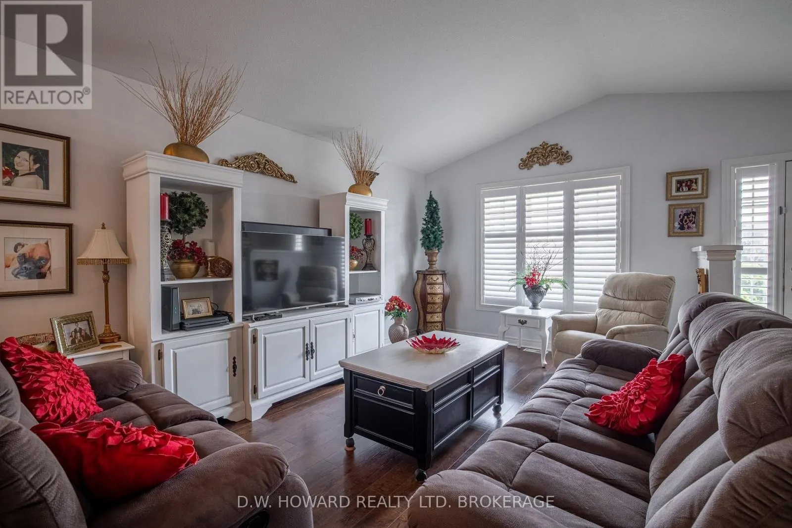 15 MEADOWLARK DRIVE