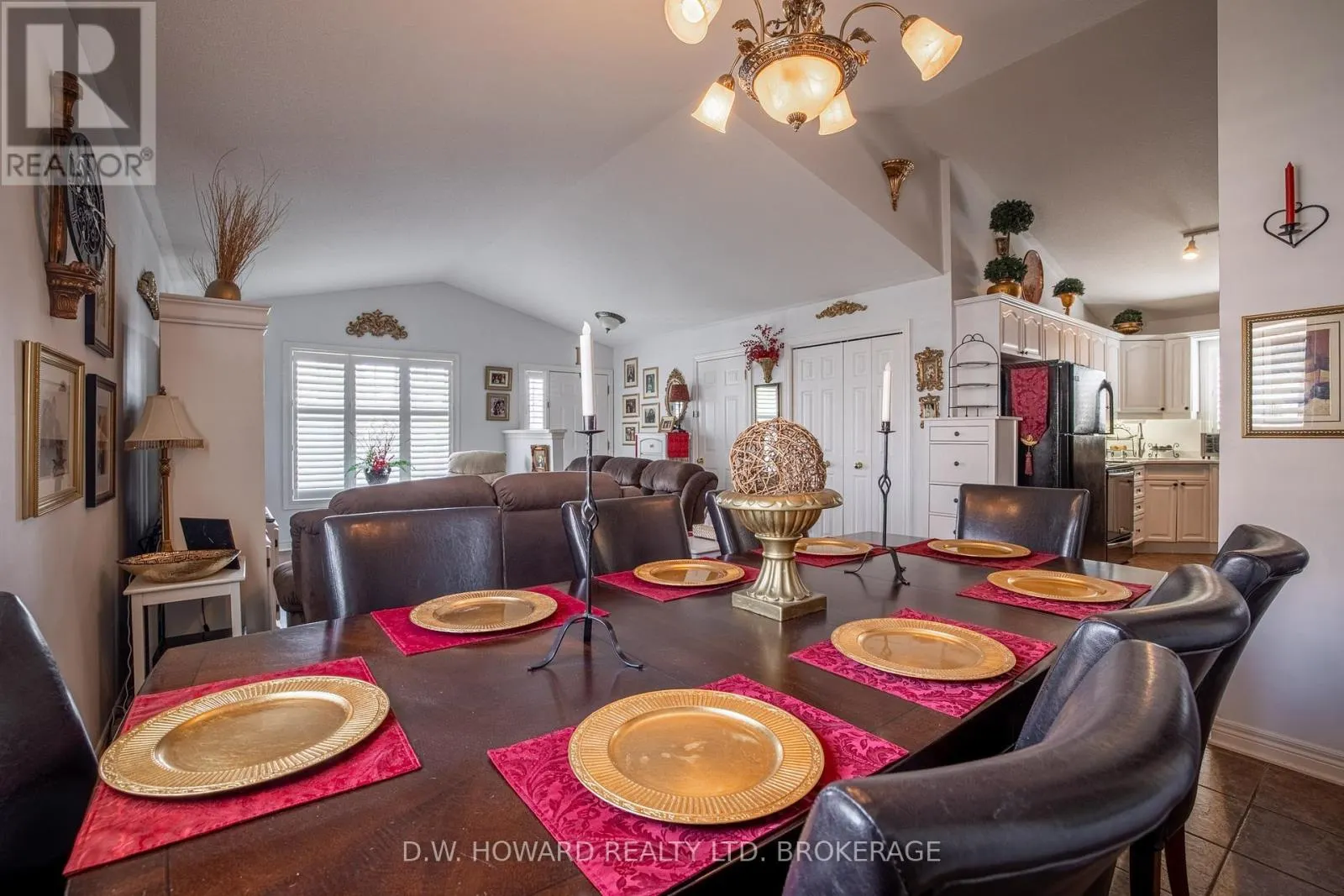 15 MEADOWLARK DRIVE