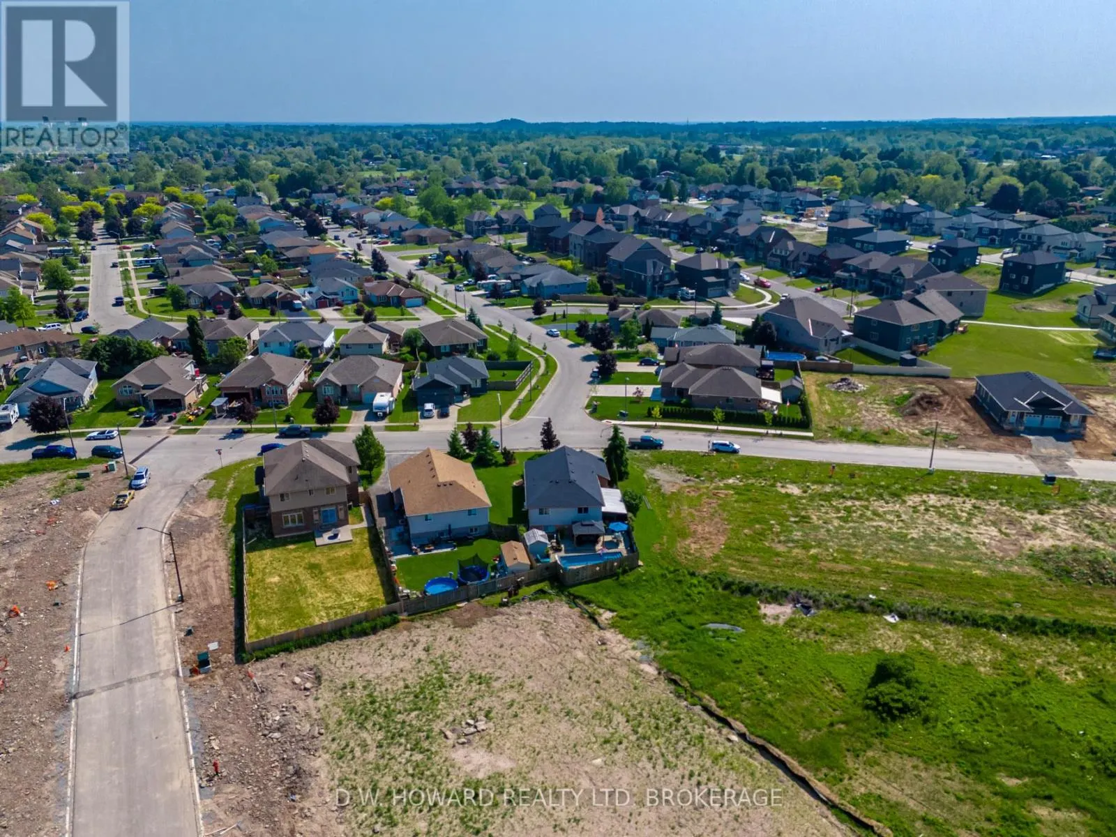 15 MEADOWLARK DRIVE