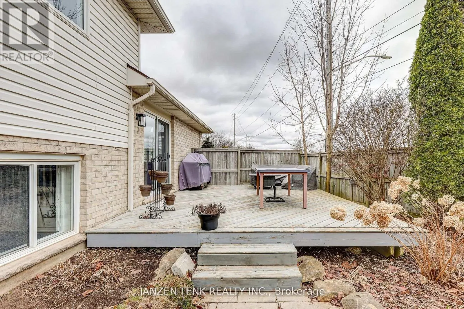 2 ROSETHORN COURT