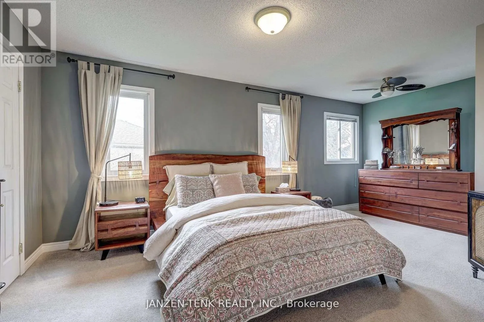 2 ROSETHORN COURT