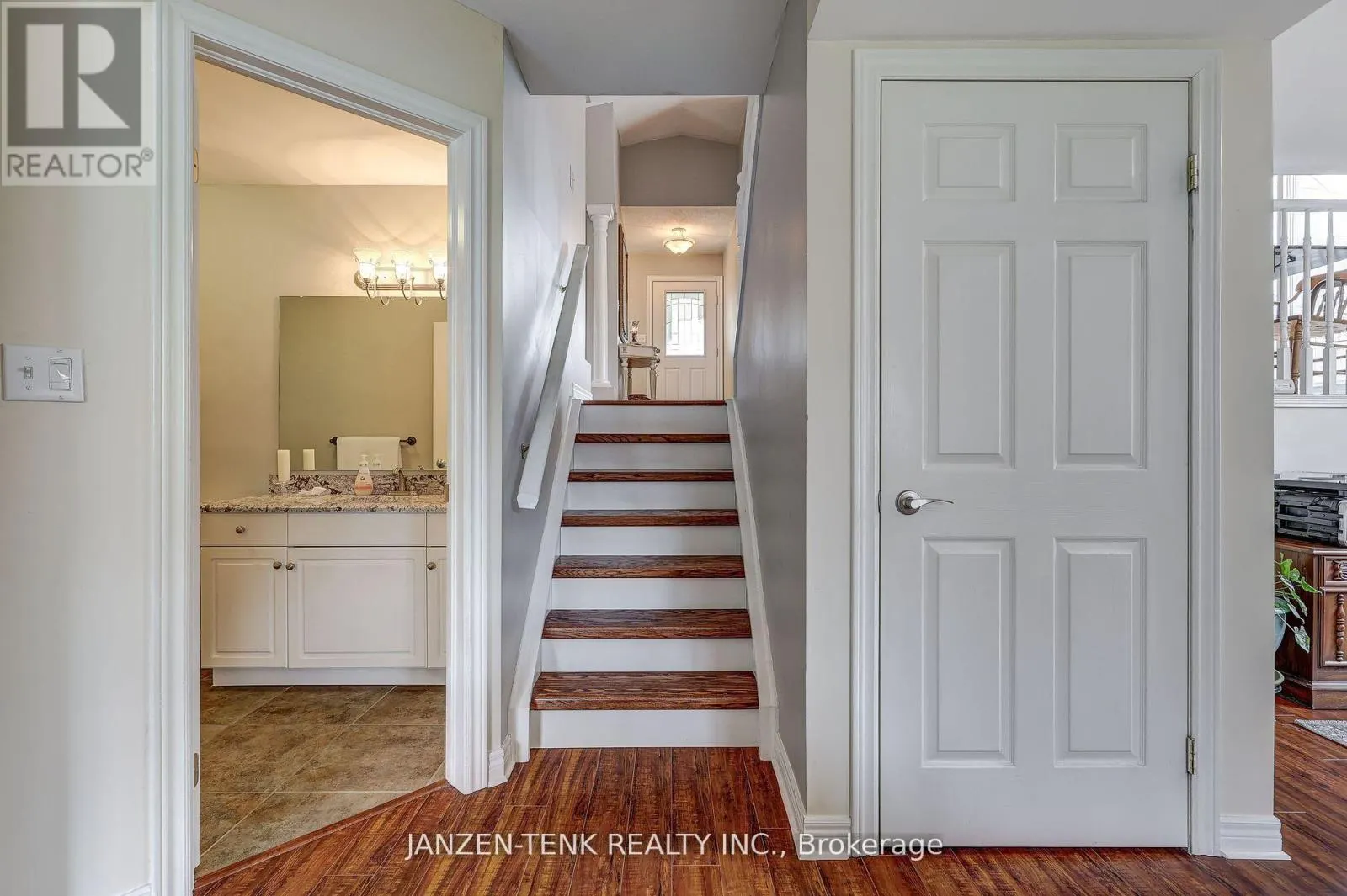 2 ROSETHORN COURT