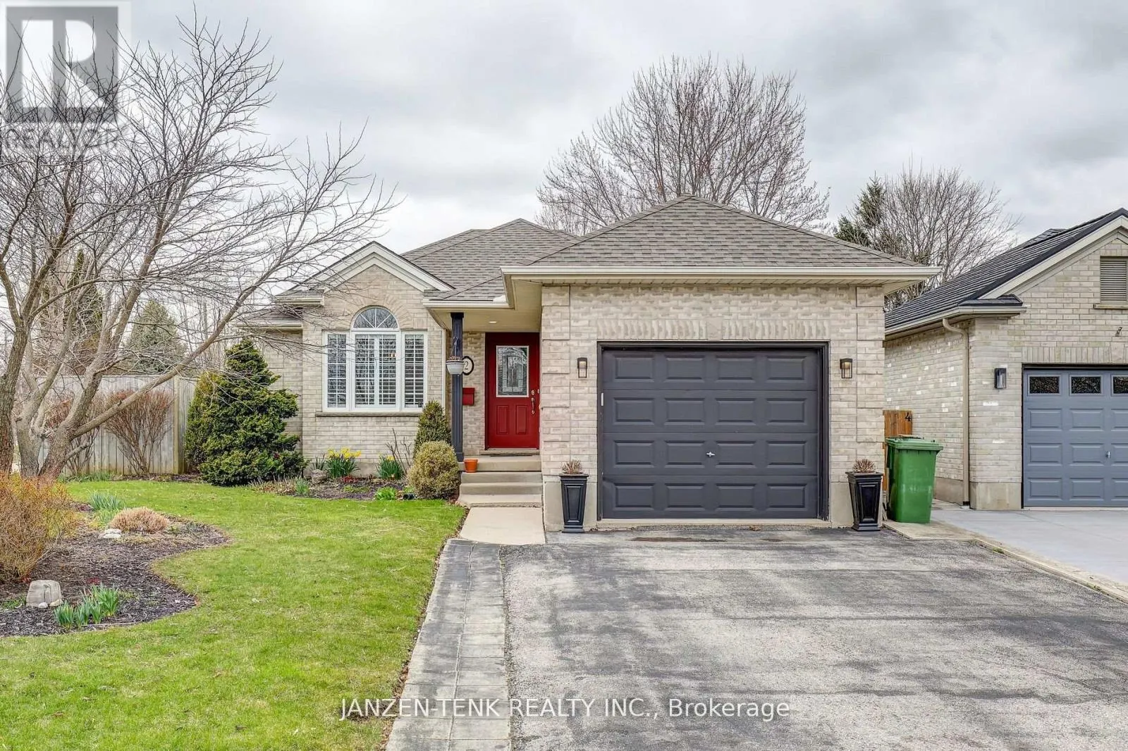 2 ROSETHORN COURT