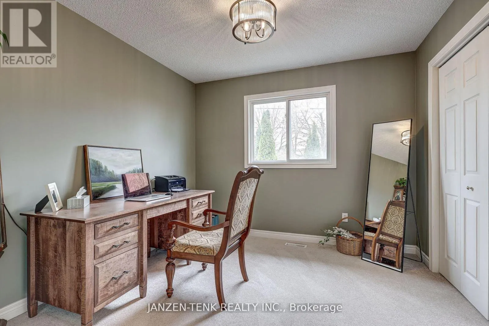 2 ROSETHORN COURT