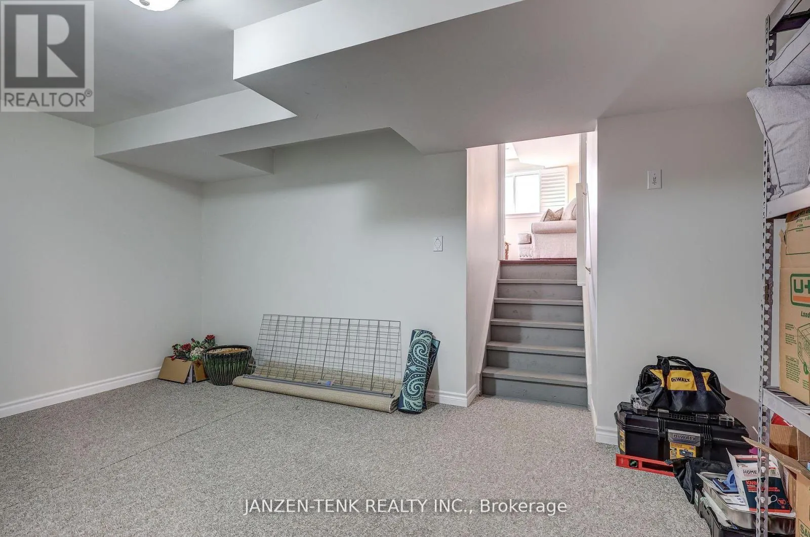 2 ROSETHORN COURT