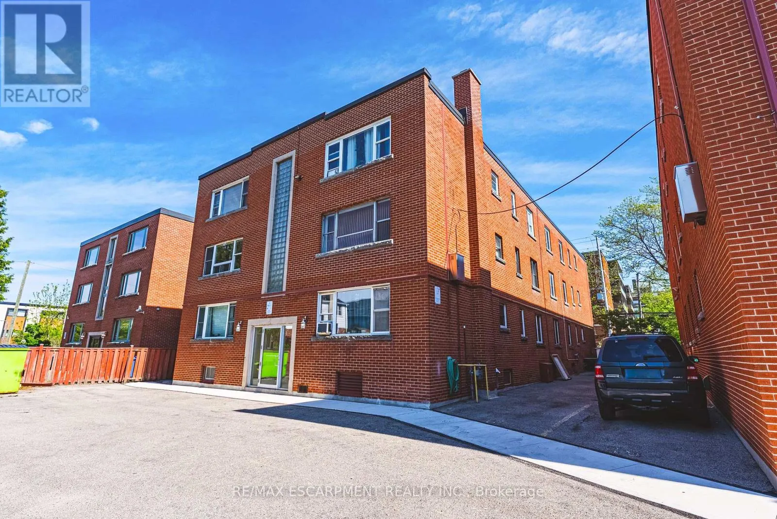 208 - 836 CONCESSION STREET