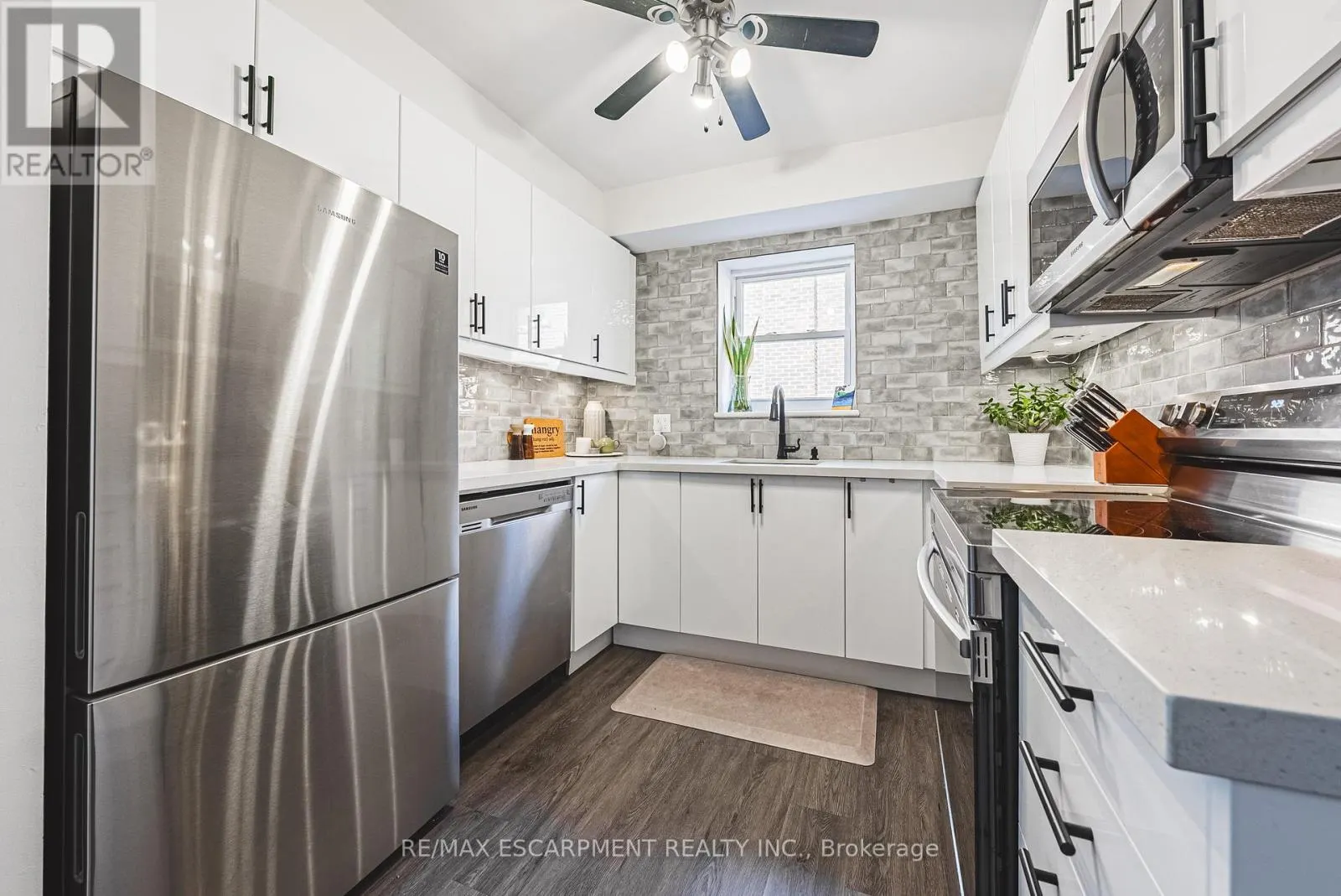 208 - 836 CONCESSION STREET
