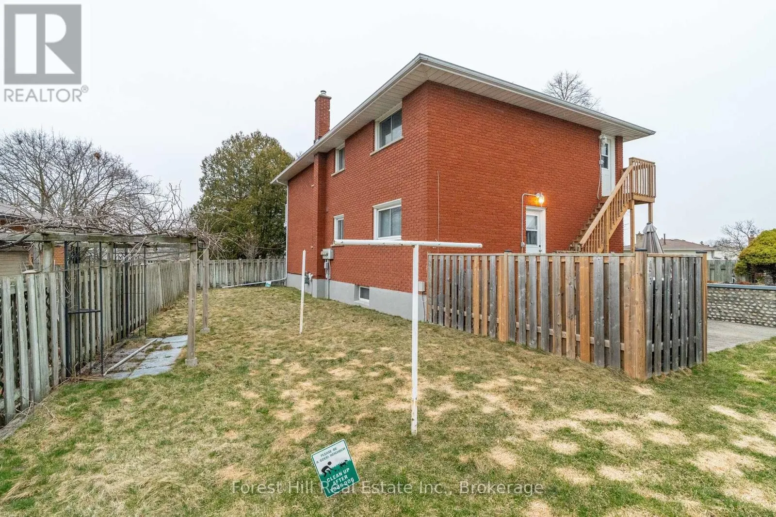 35 SHAFTSBURY DRIVE