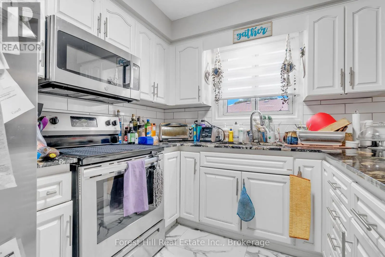 35 SHAFTSBURY DRIVE
