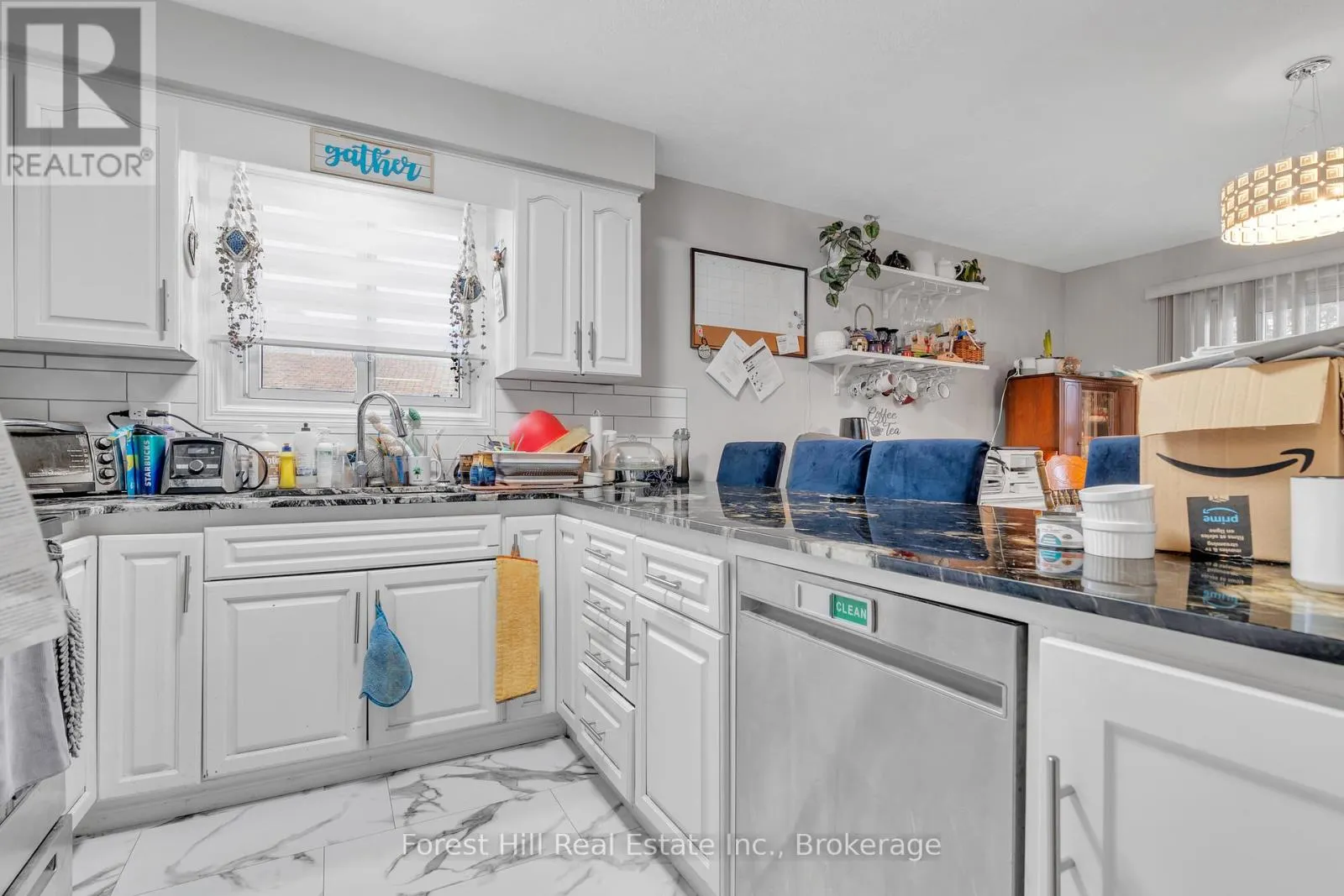 35 SHAFTSBURY DRIVE