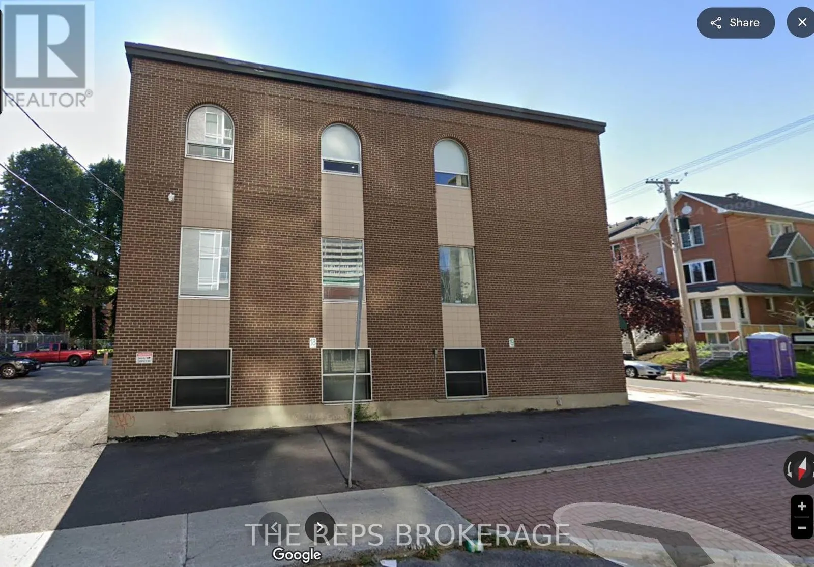275 BAY STREET