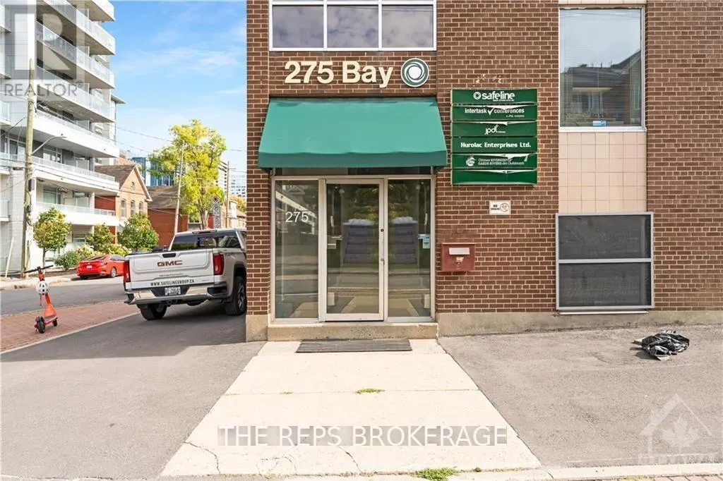 275 BAY STREET