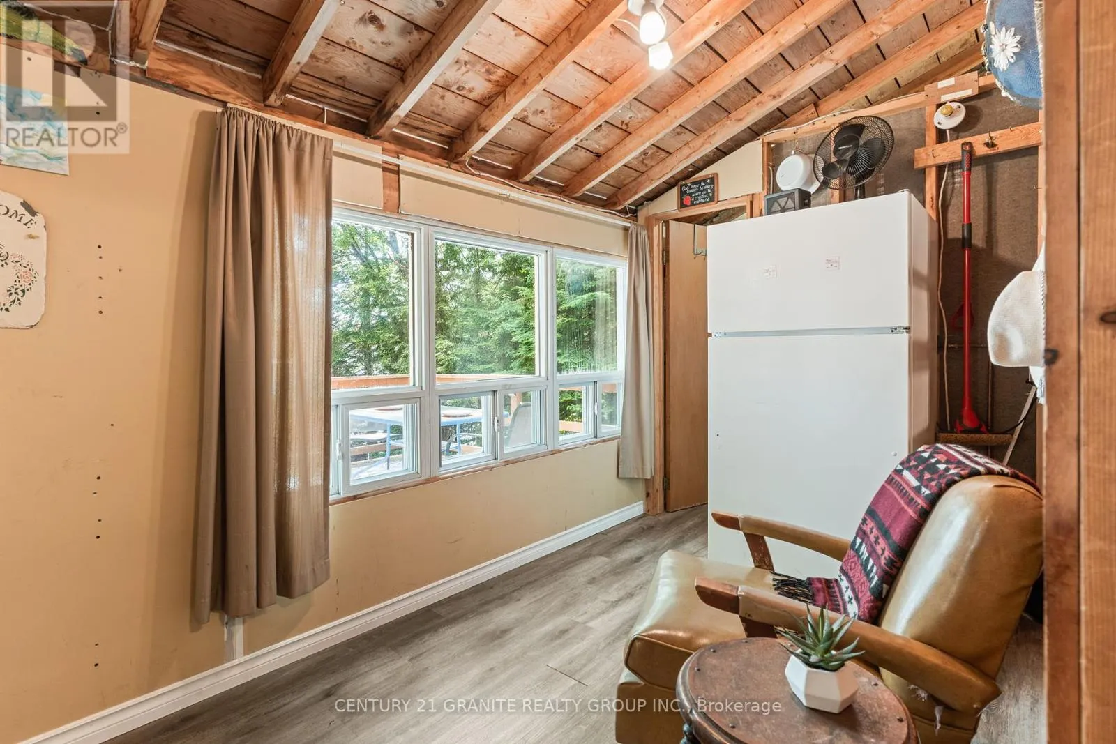 509 DOG BAY ROAD