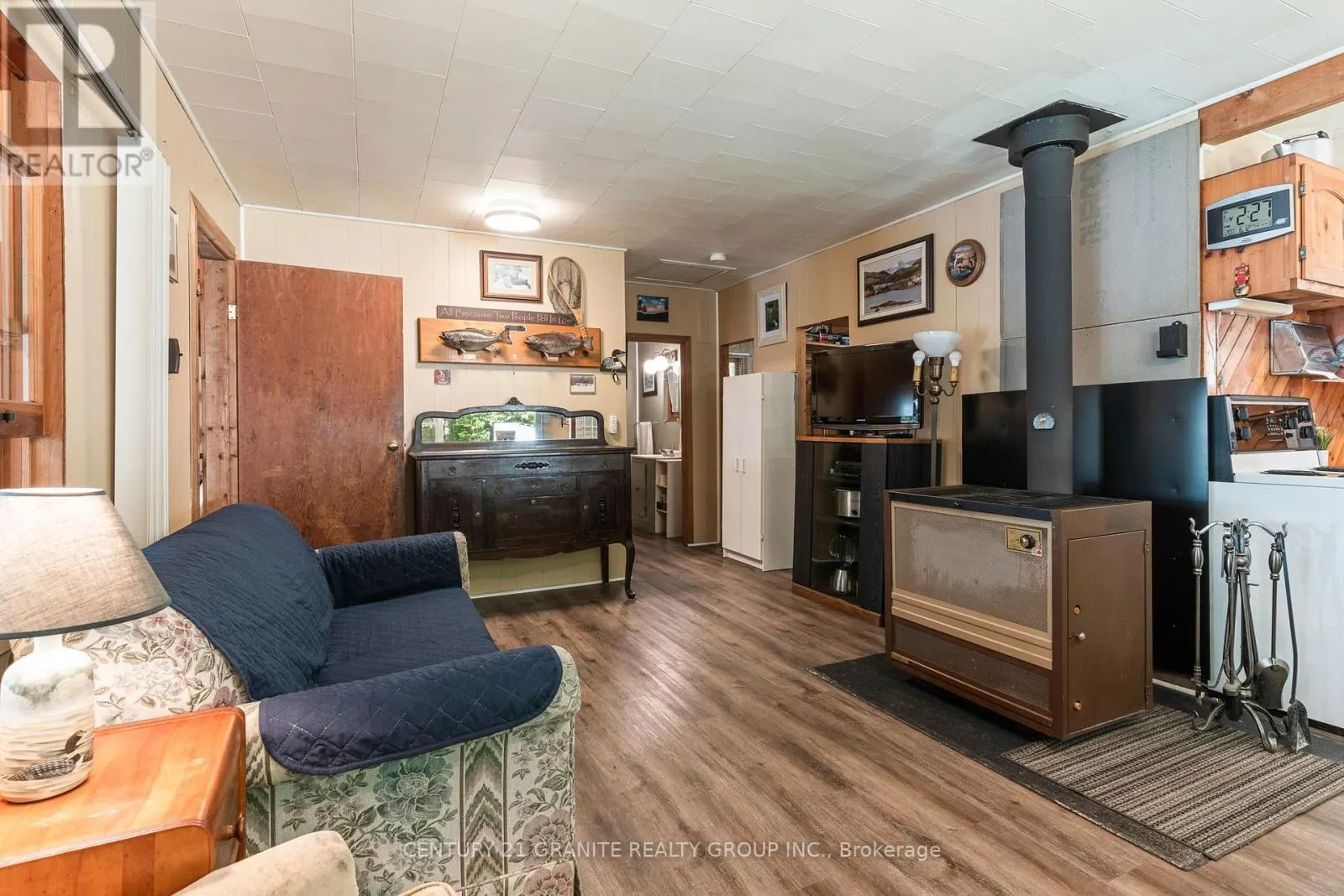 509 DOG BAY ROAD