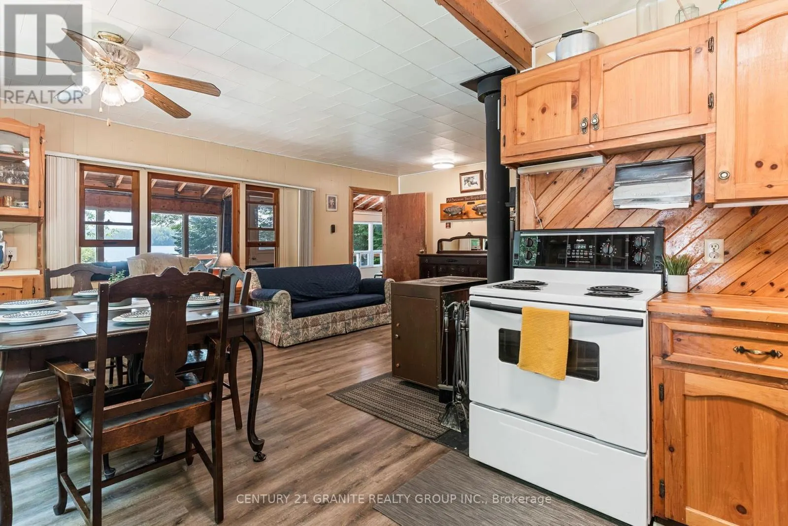 509 DOG BAY ROAD