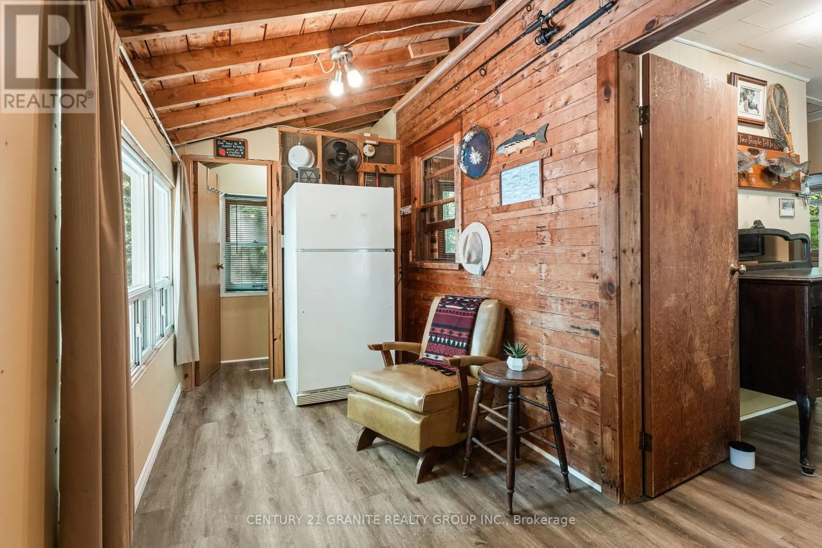 509 DOG BAY ROAD