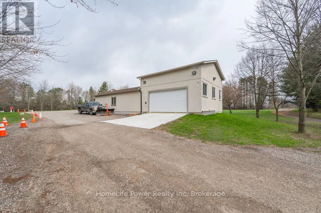 4290 VICTORIA ROAD S