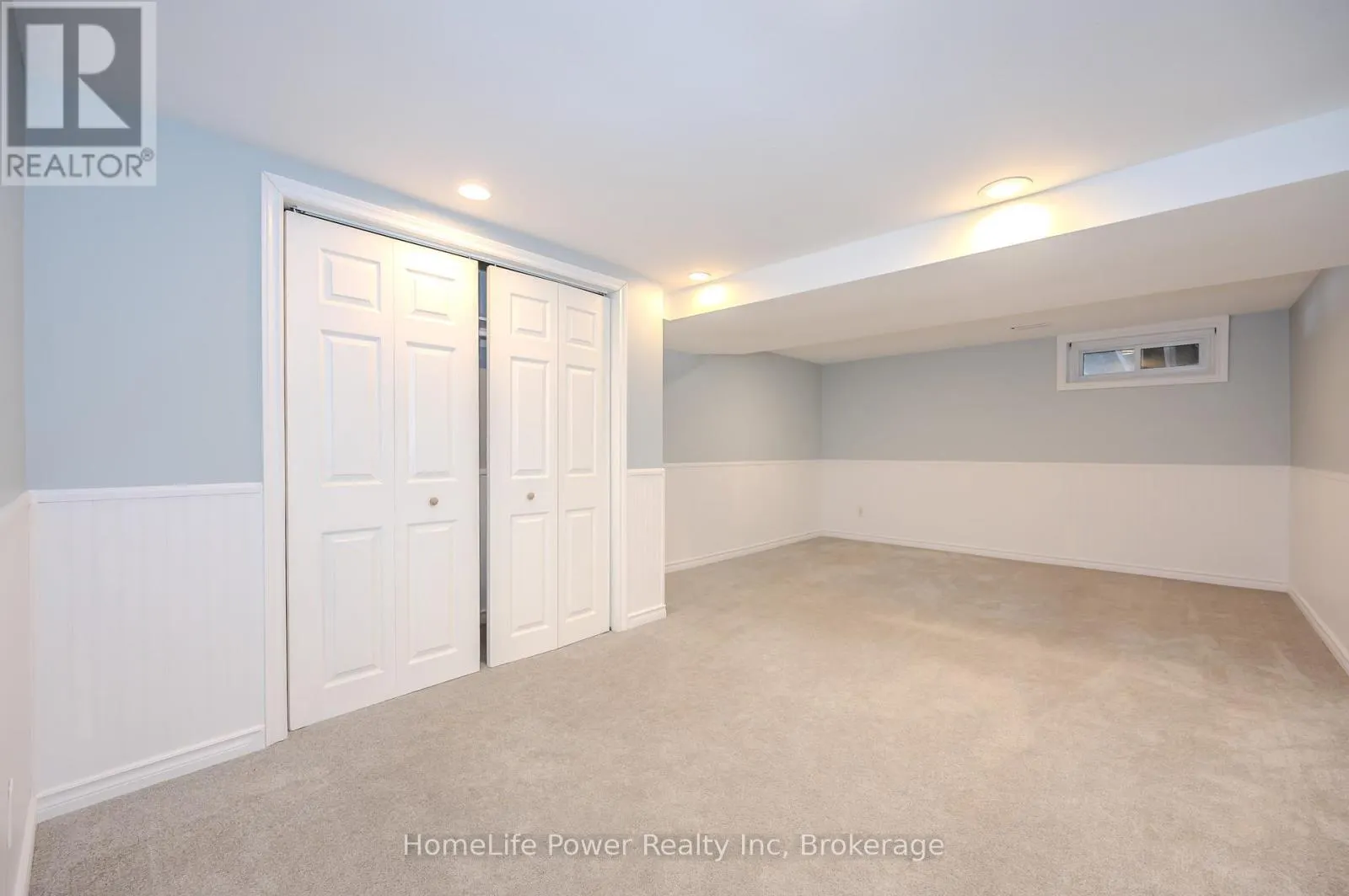 4290 VICTORIA ROAD S