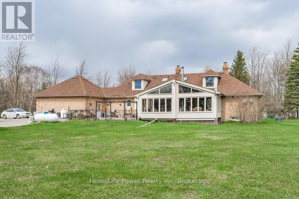 4290 VICTORIA ROAD S