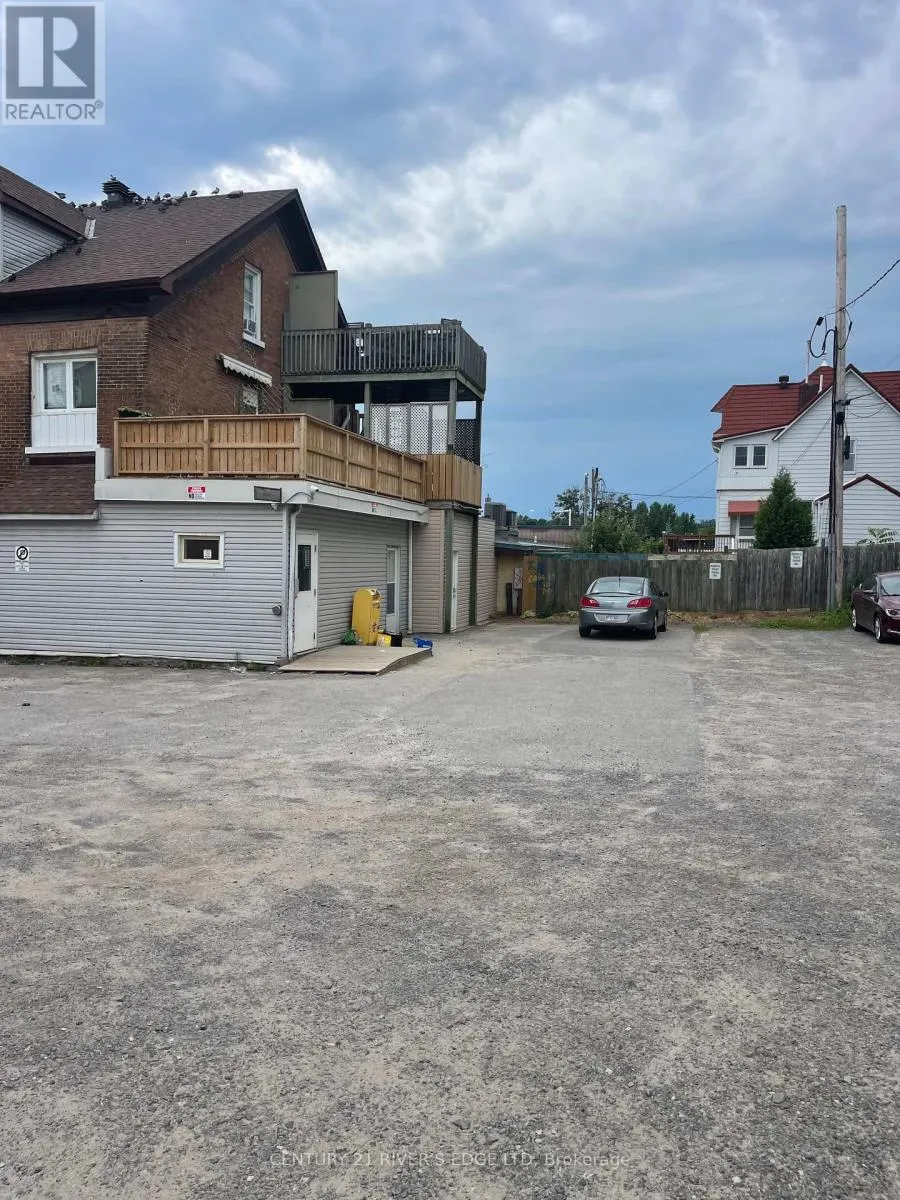 240-246 KING STREET W