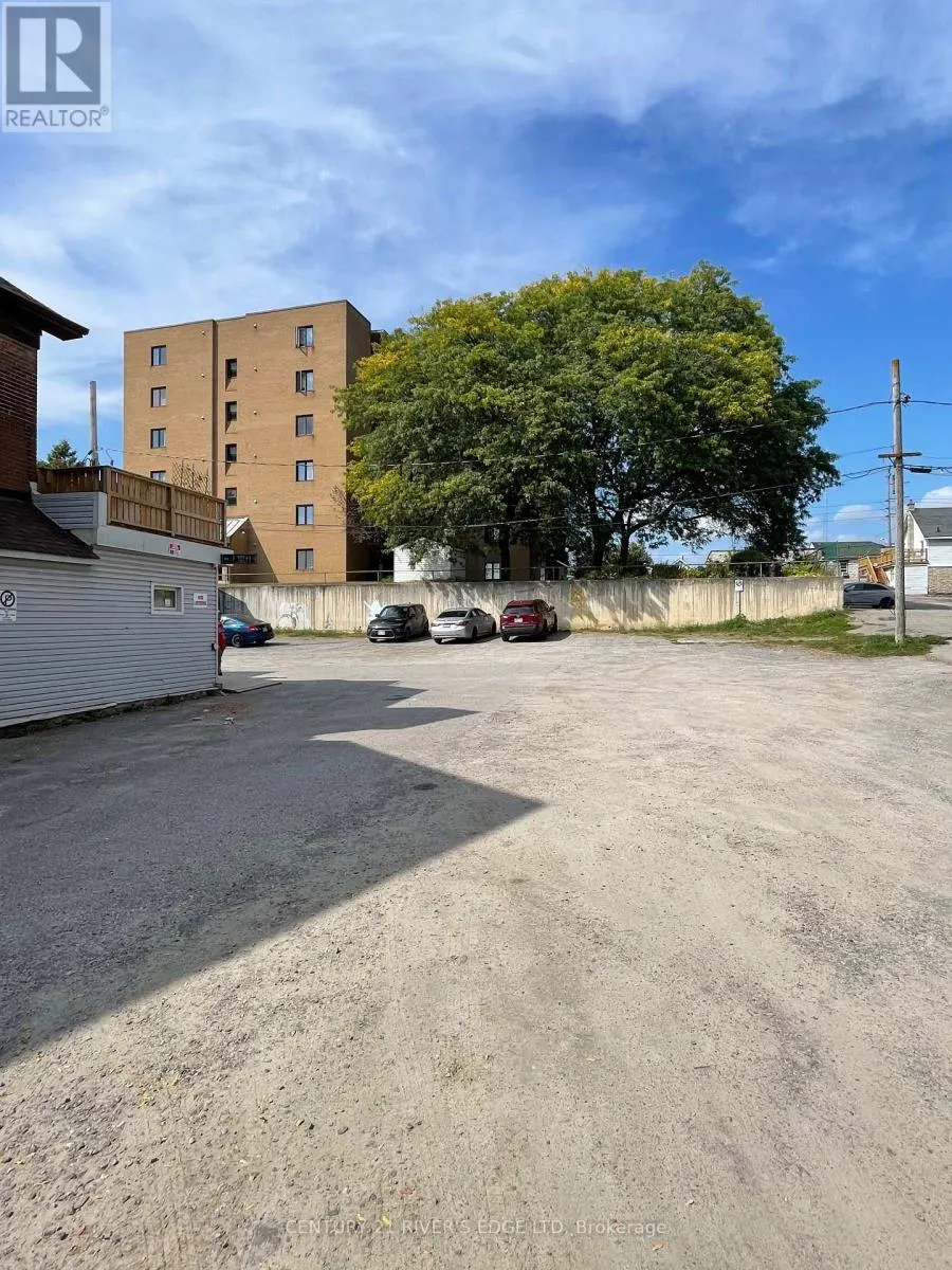 240-246 KING STREET W