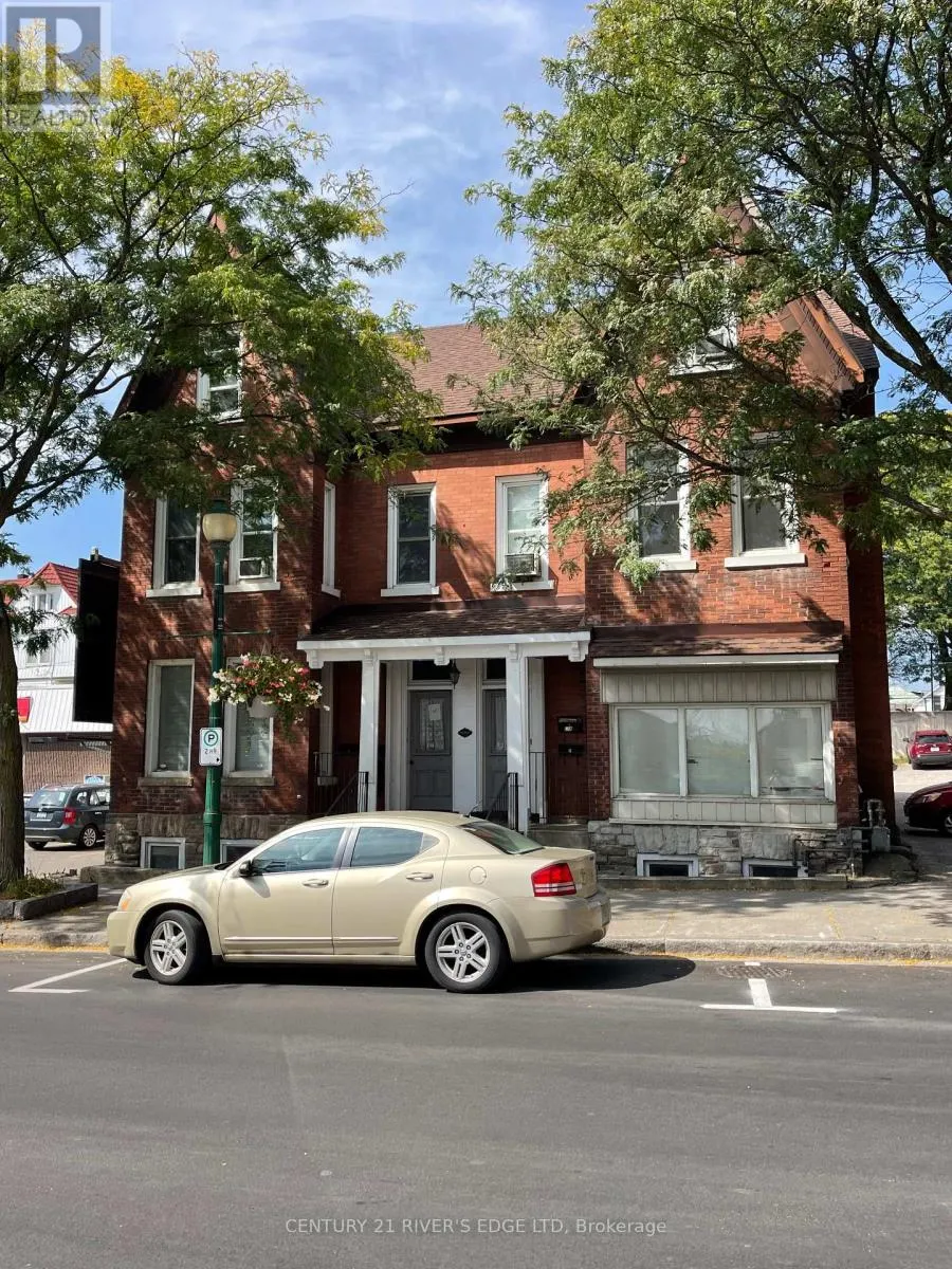 240-246 KING STREET W