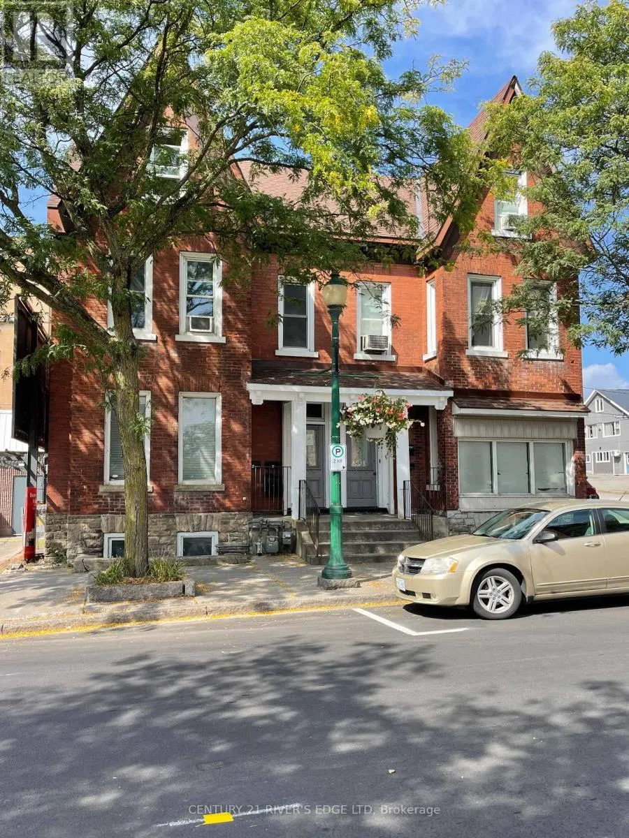 240-246 KING STREET W