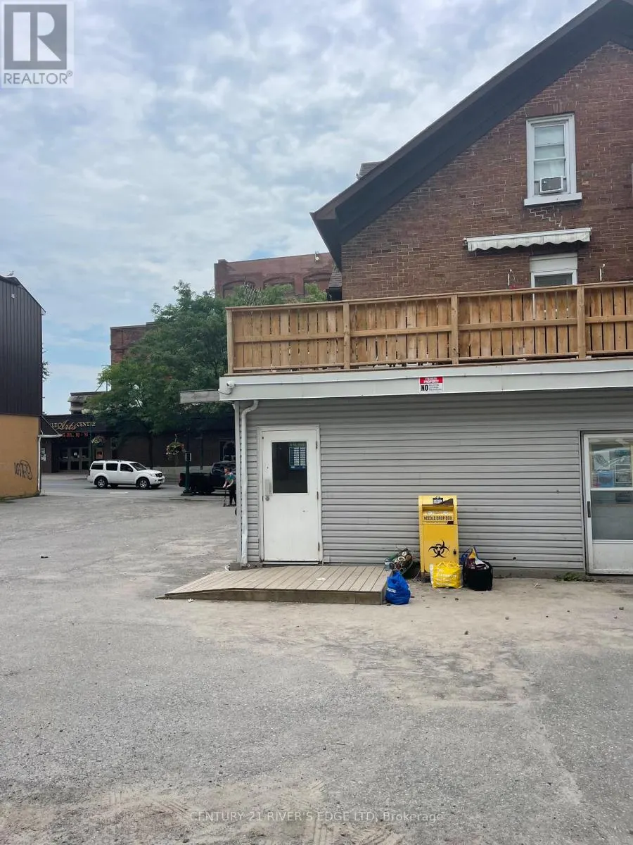 240-246 KING STREET W