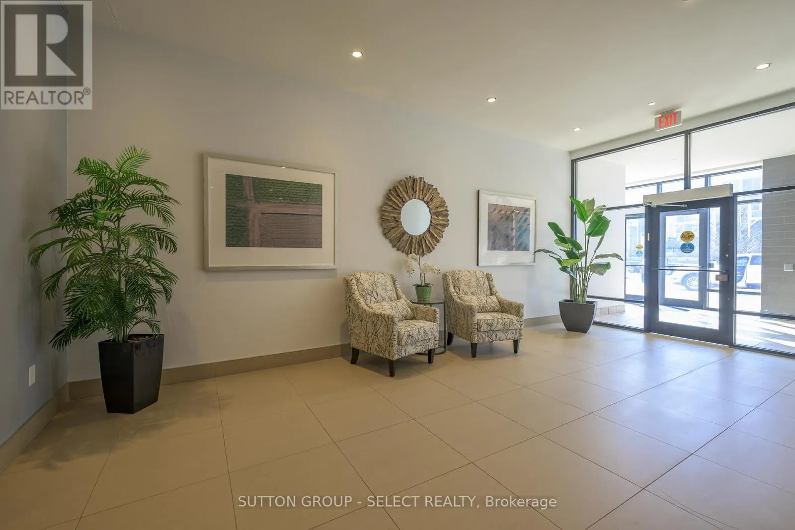 803 - 240 VILLAGEWALK BOULEVARD, #803