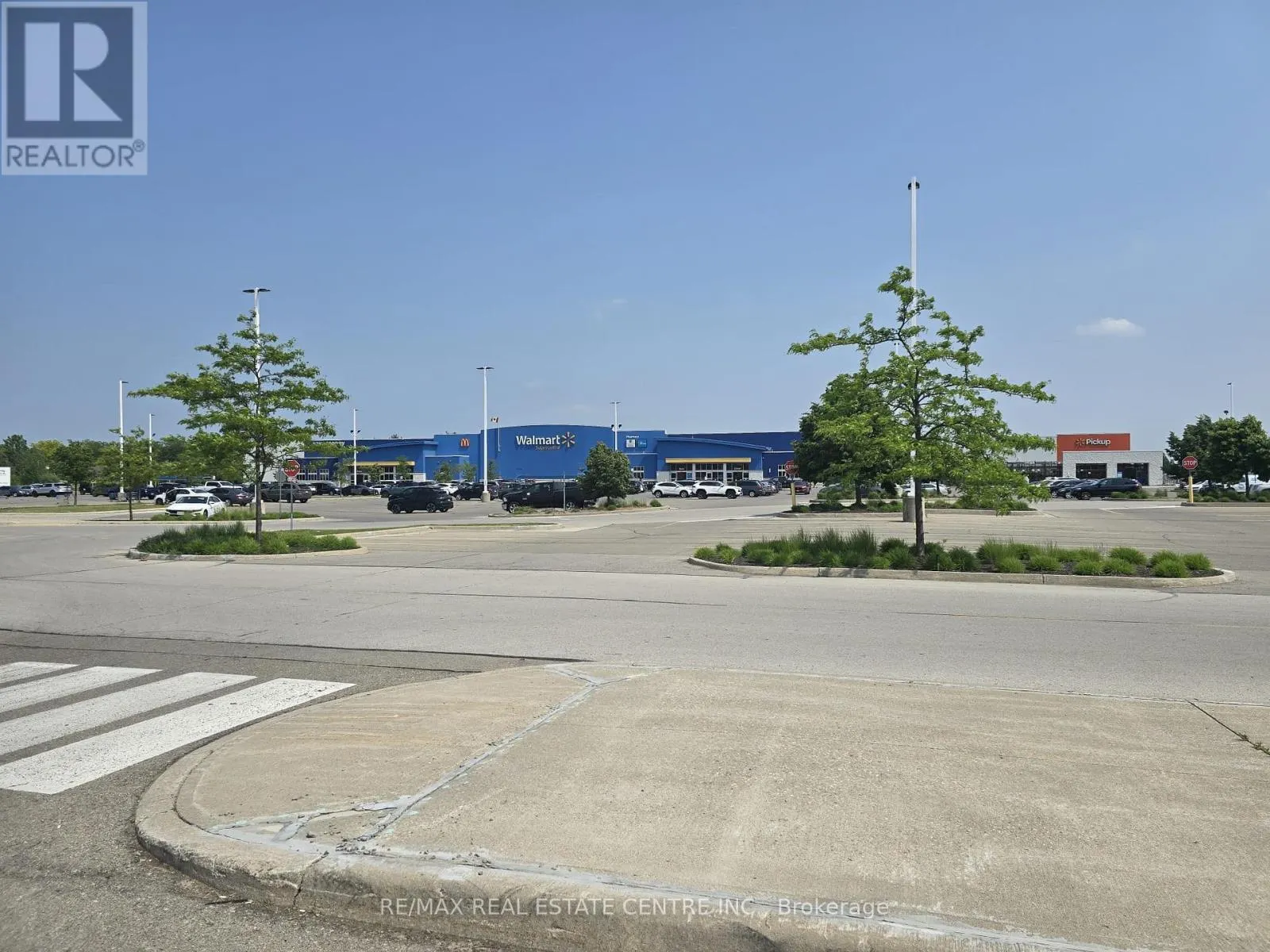 UNIT 1 - 80 DUNDAS STREET E