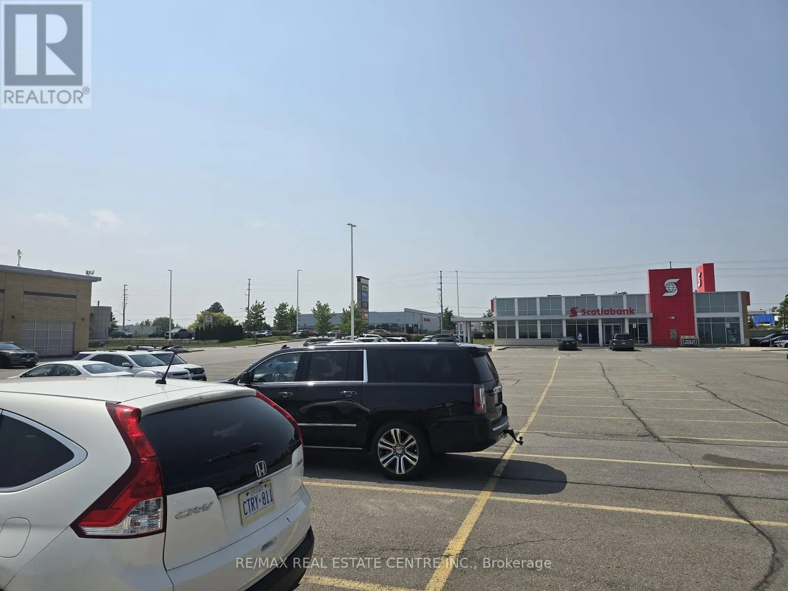 UNIT 1 - 80 DUNDAS STREET E