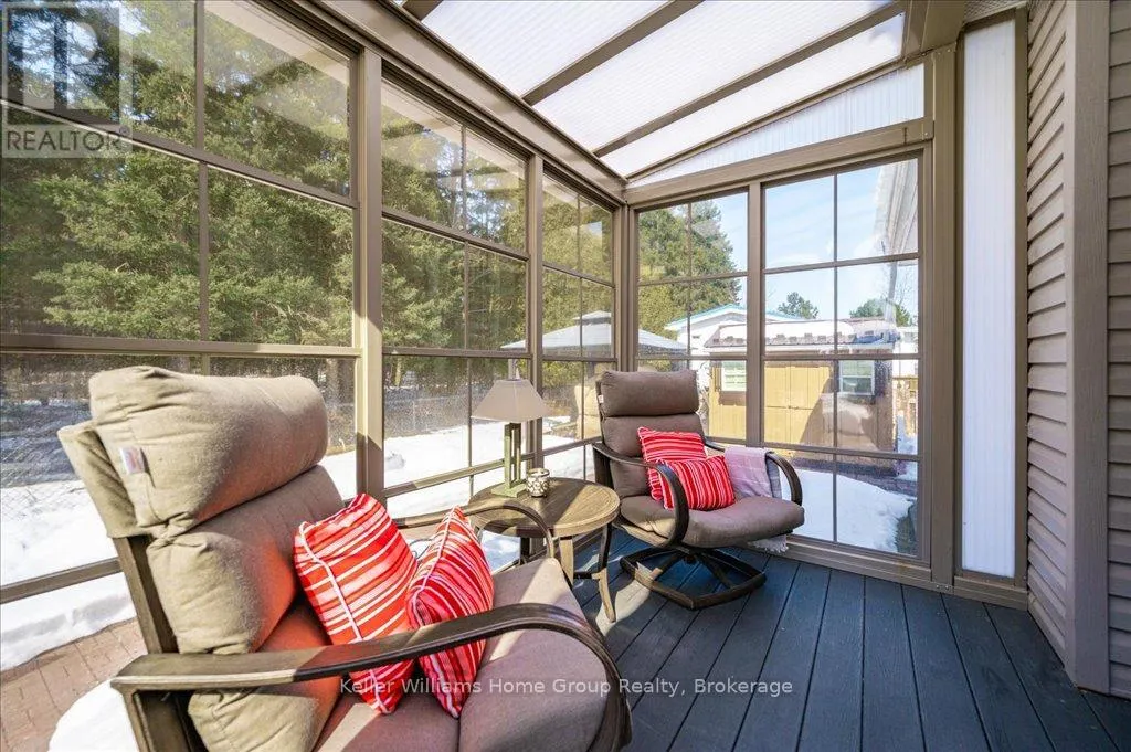 536 POPLAR PLACE