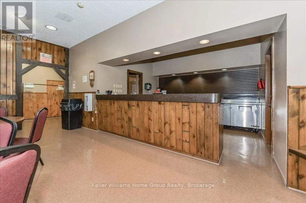 536 POPLAR PLACE