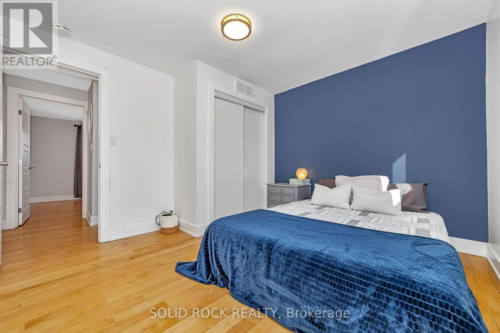 292 CURRELL AVENUE
