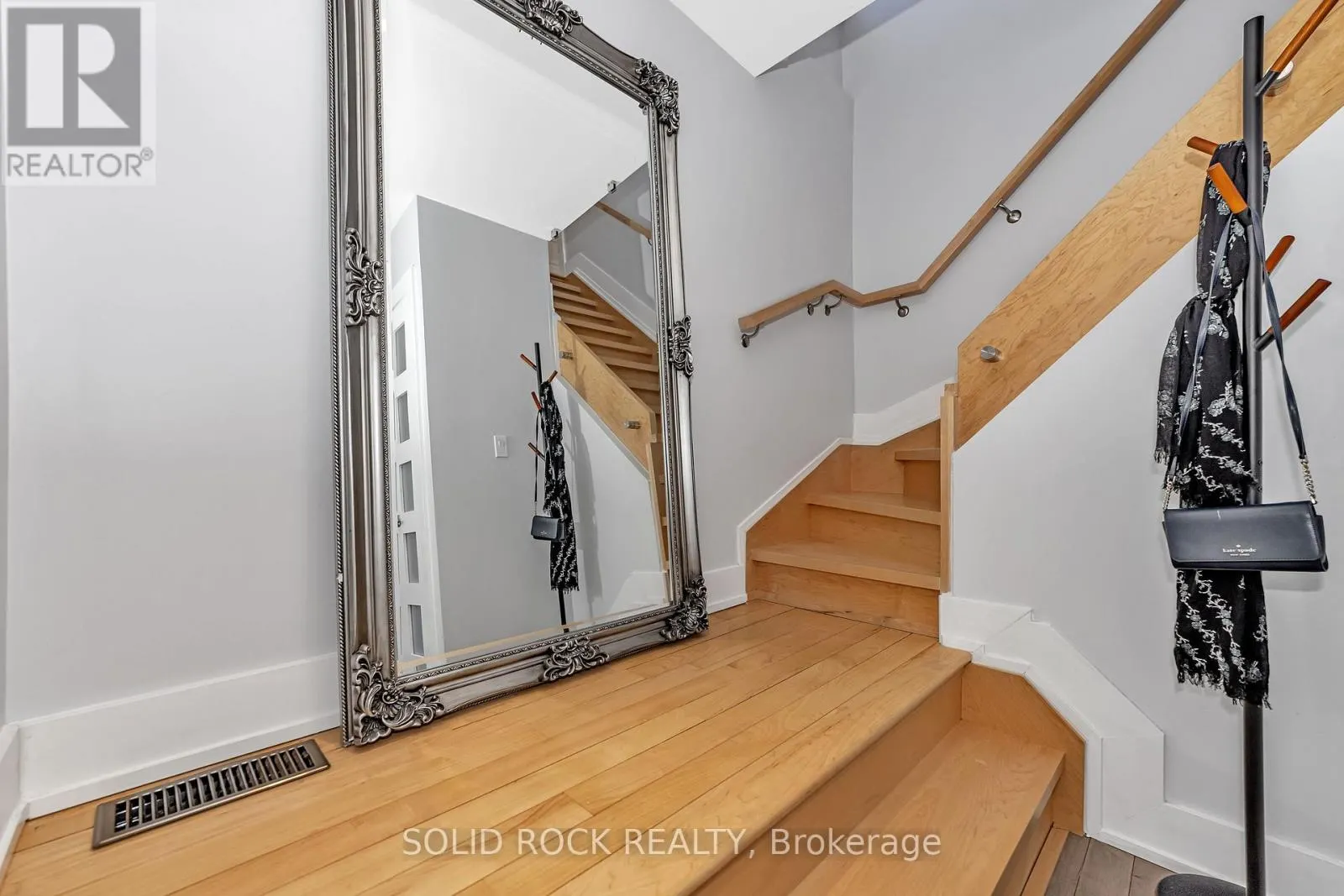 292 CURRELL AVENUE