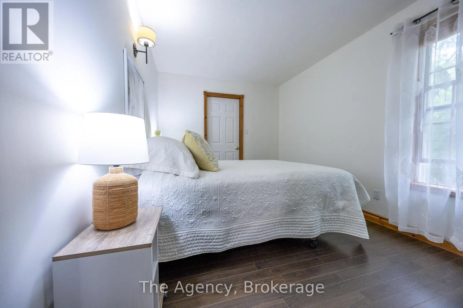 1411 CEDAR LANE