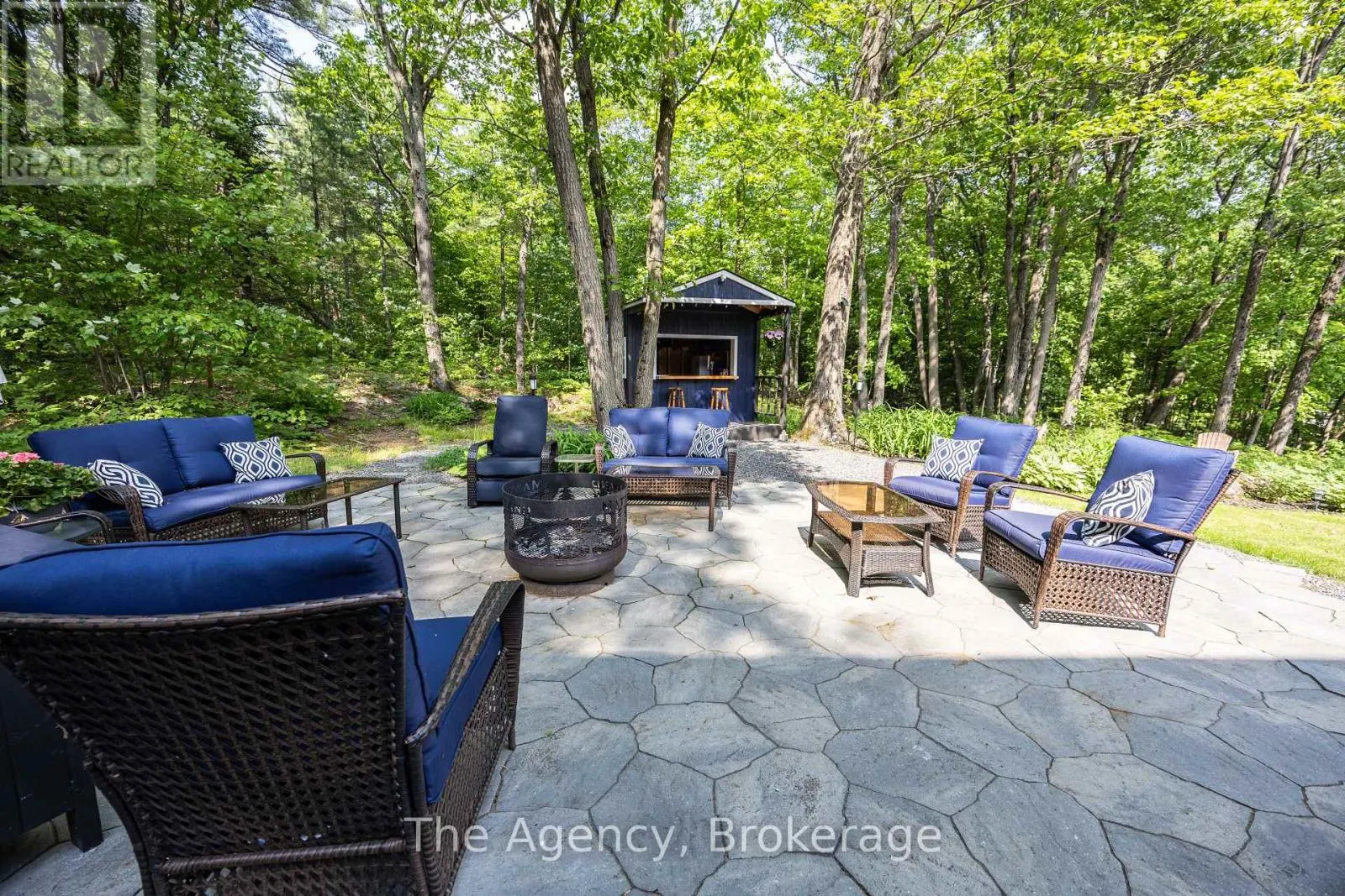 1411 CEDAR LANE