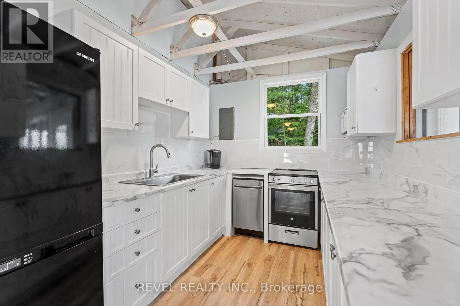 49 SLEEPY HOLLOW ROAD